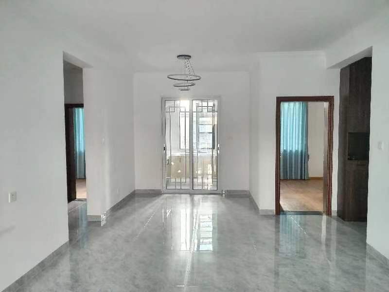 4室2廳1陽(yáng)臺(tái) 華夏四季A1地塊（回遷房）餐廳