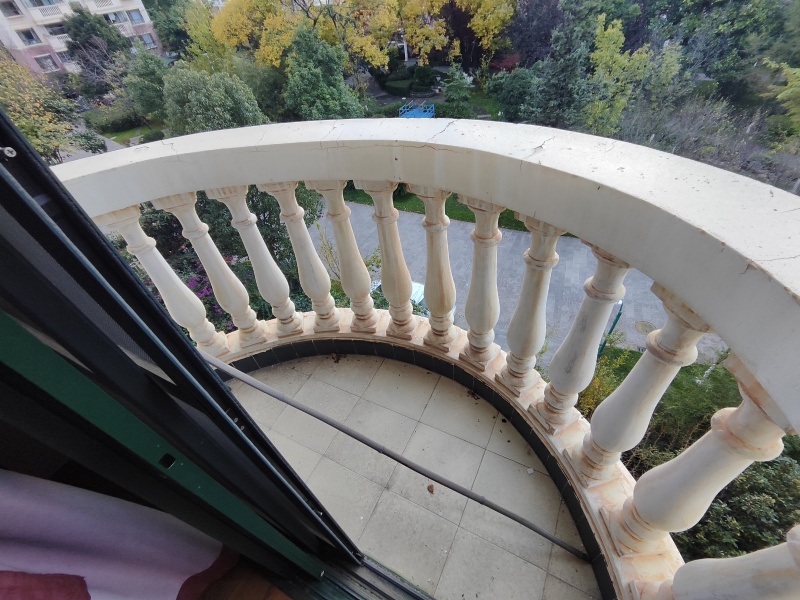 4室2廳2陽(yáng)臺(tái) 江東花城陽(yáng)臺(tái)