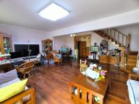 5室2廳3陽臺 金星小區(qū)客廳