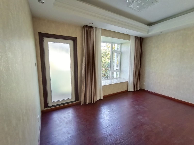 5室2廳3陽臺 世博生態(tài)城云嶺鄰里別墅臥室