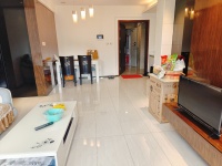 2室2廳1陽臺(tái) 錦尚華庭餐廳