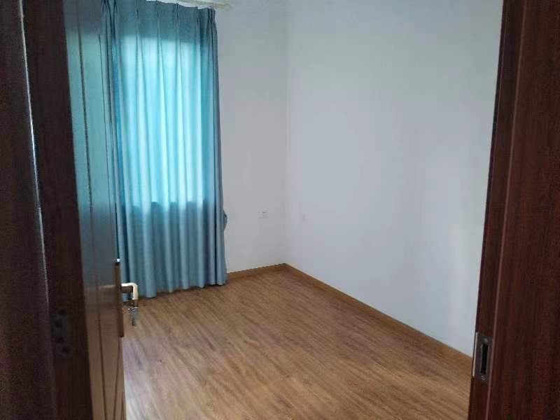 4室2廳1陽(yáng)臺(tái) 華夏四季A1地塊（回遷房）臥室