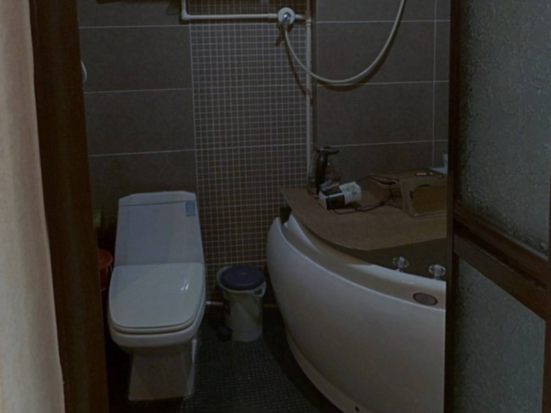 5室2廳2陽臺(tái) 林泉智苑別墅衛(wèi)生間