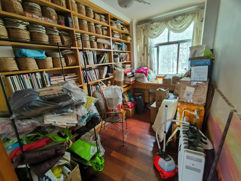 5室2廳3陽臺 金星小區(qū)書房