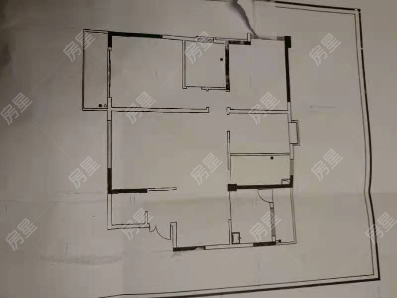 3室2廳2陽臺 龍苑盛景戶型圖