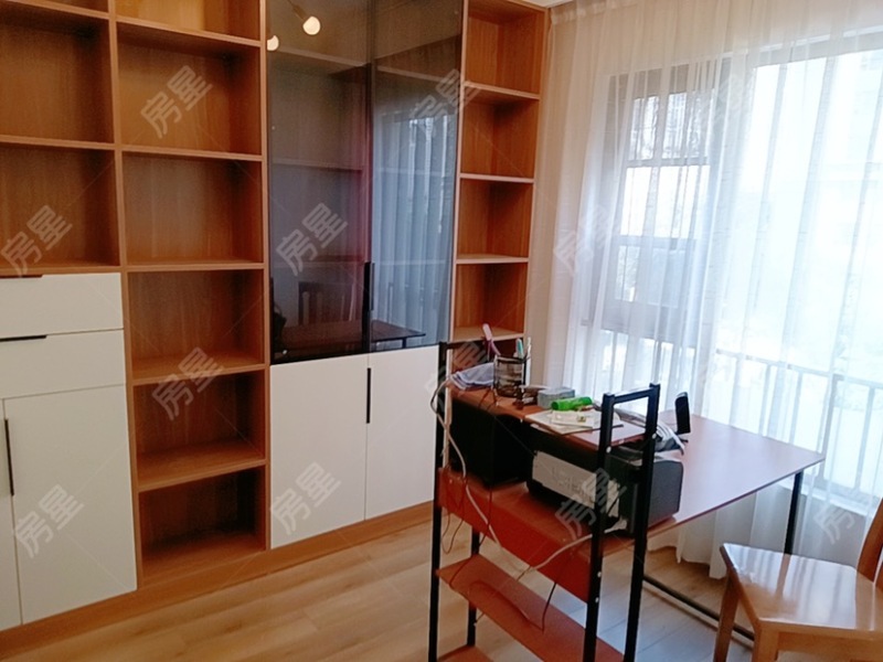 4室2廳1陽(yáng)臺(tái) 俊發(fā)城茉莉苑書房
