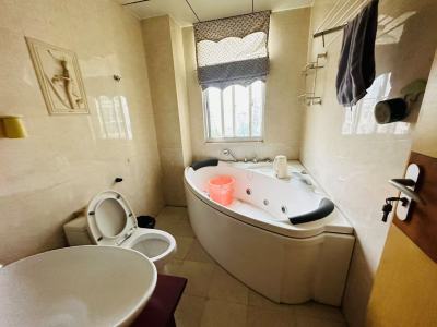 5室2廳3陽臺 葵花公社衛(wèi)生間