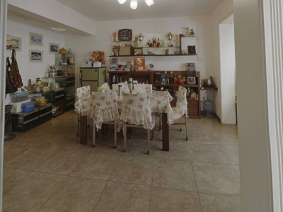 5室2廳2陽臺(tái) 林泉智苑別墅餐廳