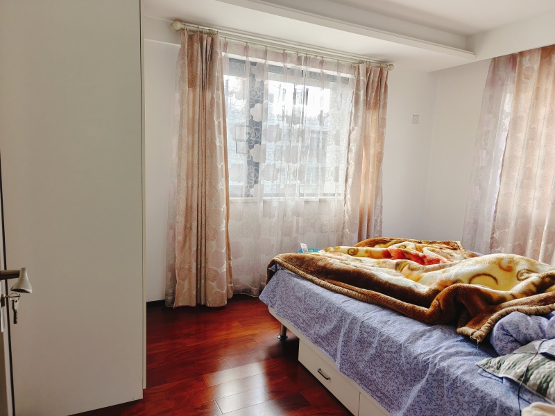 2室2廳1陽臺(tái) 錦尚華庭臥室