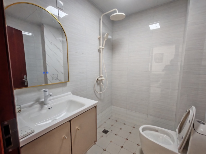 3室2廳2陽臺(tái) 綠地海珀瀾庭戶型圖