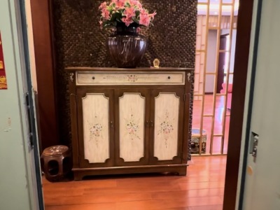 3室2廳2陽臺 龍苑盛景門廳