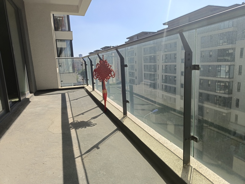 4室2廳2陽臺 中鐵諾德山海春風A12地塊陽臺