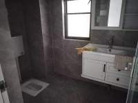 4室2廳1陽(yáng)臺(tái) 華夏四季A1地塊（回遷房）衛(wèi)生間