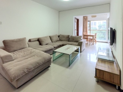 2室2廳2陽臺 時光俊園客廳