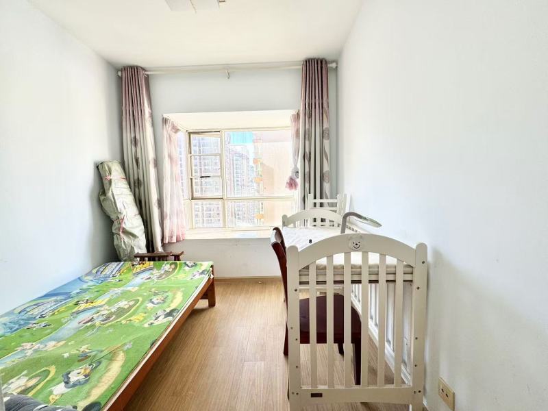 3室2廳2陽臺(tái) 鼎易天城臥室