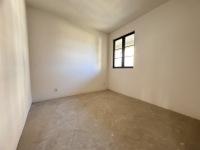 4室2廳2陽(yáng)臺(tái) 公園1903圣維望臥室