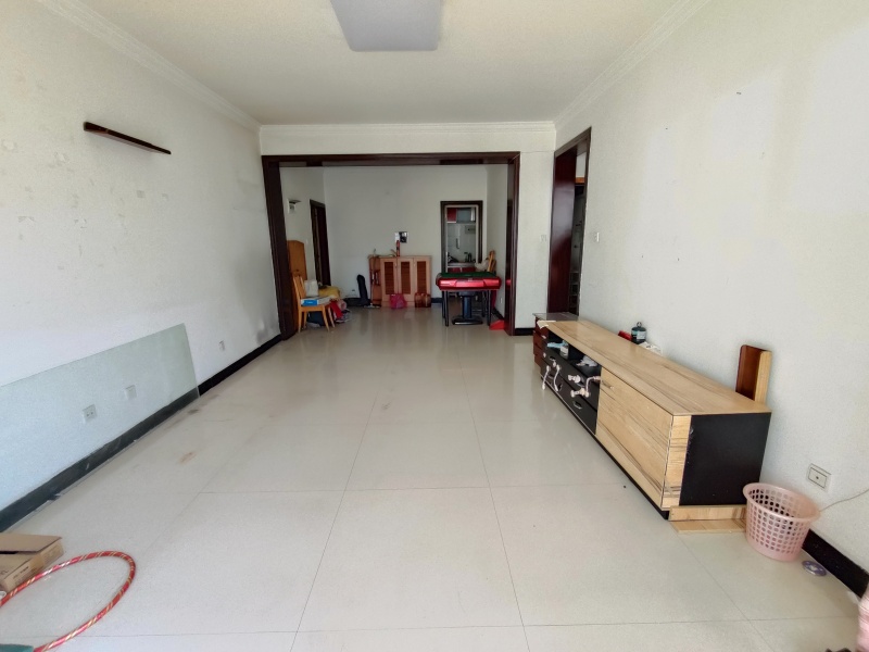 2室2廳1陽臺 遠(yuǎn)洋風(fēng)景客廳