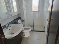 4室2廳2陽(yáng)臺(tái) 恒大云報(bào)華府衛(wèi)生間