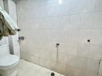 4室2廳2陽(yáng)臺(tái) 云山小區(qū)衛(wèi)生間