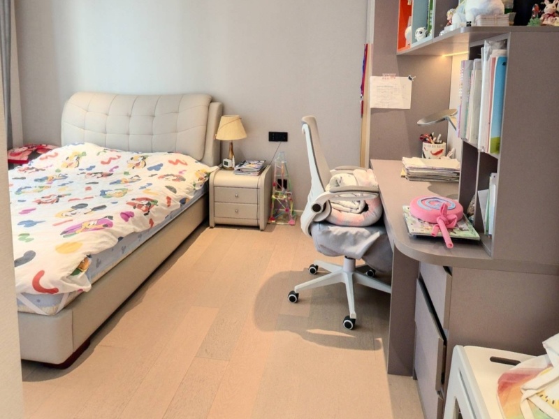 5室2廳2陽(yáng)臺(tái) 俊發(fā)逸天峰臥室