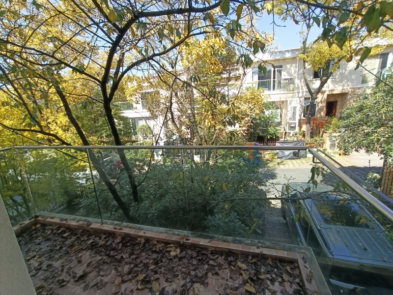 5室2廳3陽臺 世博生態(tài)城云嶺鄰里別墅陽臺