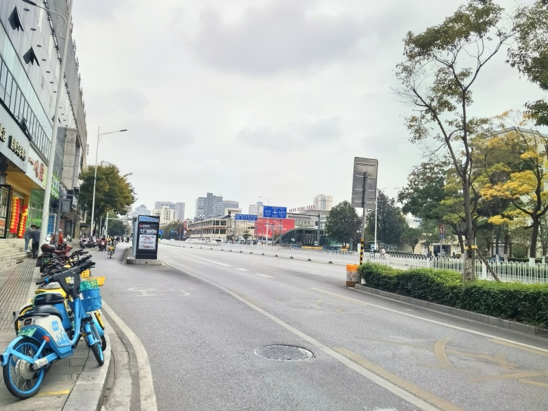 3室2廳1陽(yáng)臺(tái) 省委40號(hào)院其他