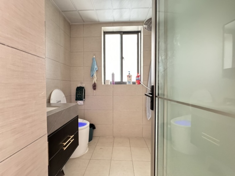 5室2廳2陽臺 保利璽樾璽公館衛(wèi)生間