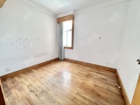 4室2廳2陽(yáng)臺(tái) 云山小區(qū)臥室