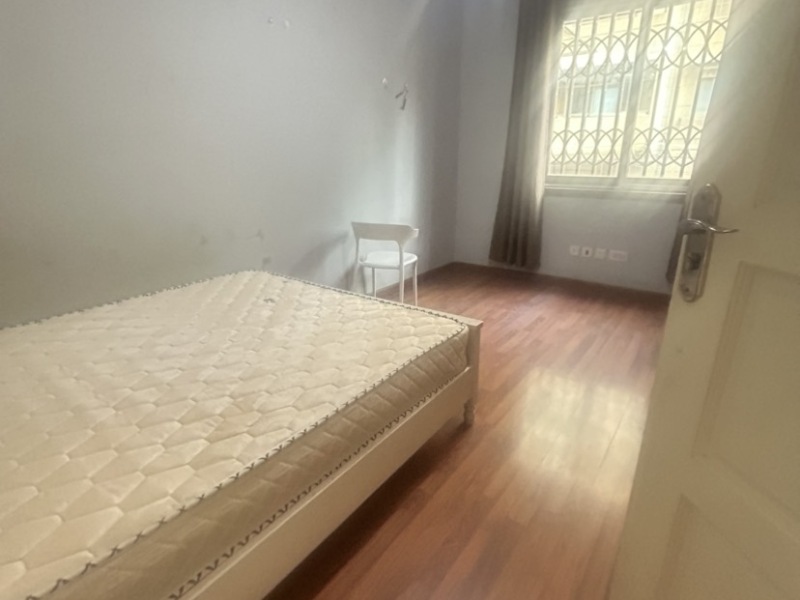 4室2廳1陽臺 白馬小區(qū)臥室