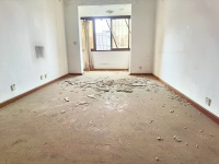 3室2廳1陽(yáng)臺(tái) 省委40號(hào)院客廳