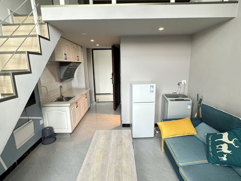 1室1廳1陽臺 遠(yuǎn)洋青云府客廳