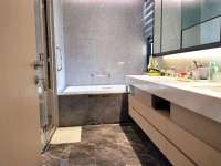 5室2廳2陽臺 俊發(fā)逸天峰衛(wèi)生間