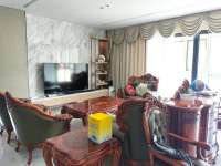 5室2廳2陽臺 俊發(fā)逸天峰客廳