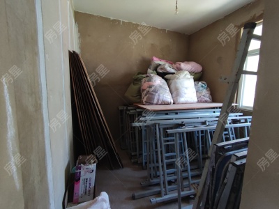 5室2廳2陽臺 路馨小區(qū)