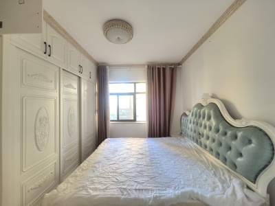 3室2廳1陽臺 碧雞名城