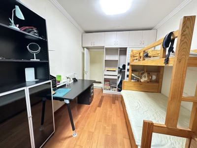 4室2廳3陽(yáng)臺(tái) 世紀(jì)城疊春苑