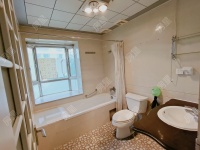 4室2廳2陽臺 江東花城衛(wèi)生間