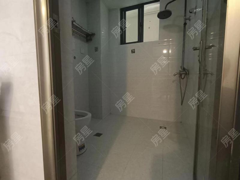 2室2廳1陽臺 西城時代A3地塊錦繡苑衛(wèi)生間