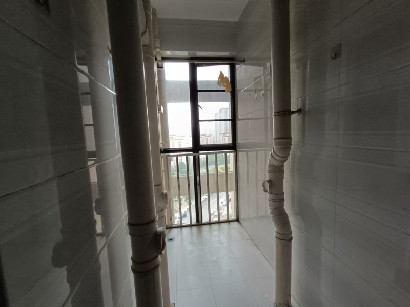 2室2廳1陽臺(tái) 蘭亭上錦二期陽臺(tái)