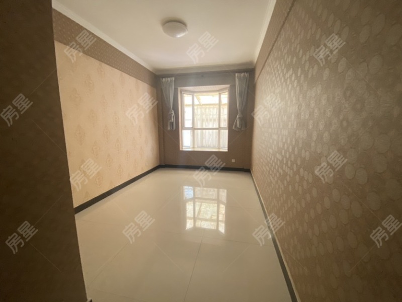 4室2廳2陽臺 江東花城臥室