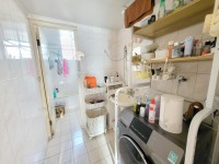 4室2廳 月牙塘小區(qū)衛(wèi)生間