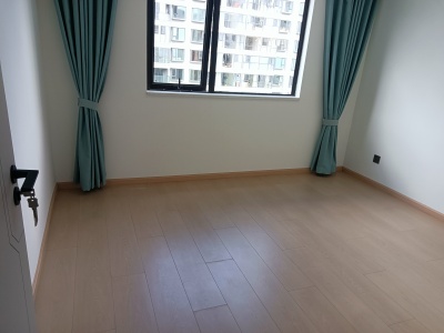 3室2廳2陽臺 美的云璟