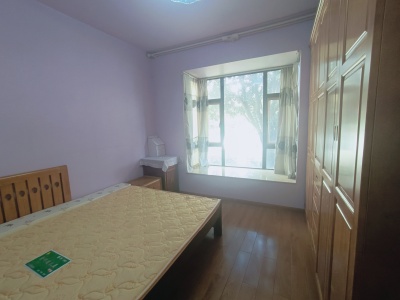 2室2廳1陽臺 滇池衛(wèi)城橡尚