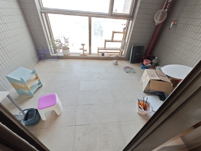 3室2廳2陽(yáng)臺(tái) 七彩俊園