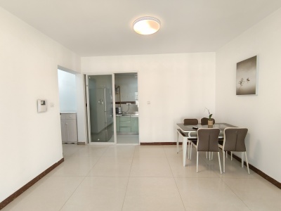 3室2廳1陽(yáng)臺(tái) 濱江俊園回遷組團(tuán)