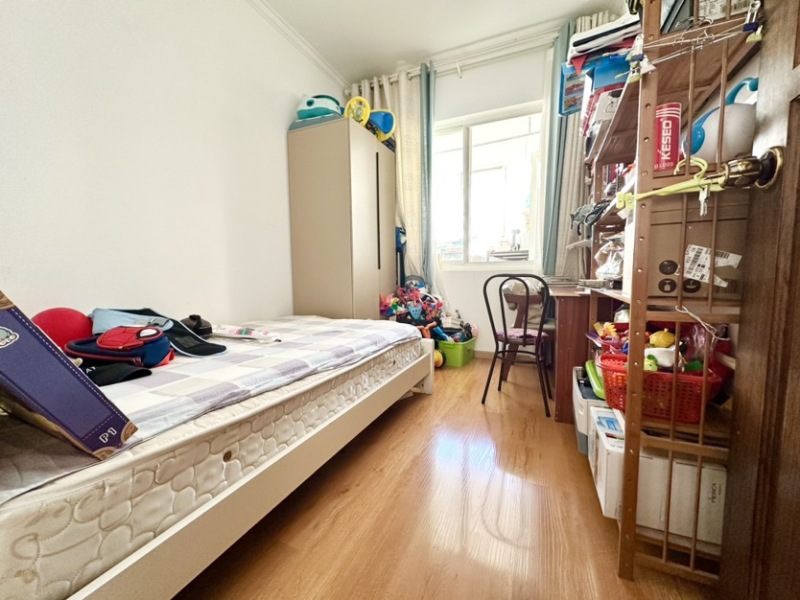 3室2廳1陽(yáng)臺(tái) 江東小康城書房