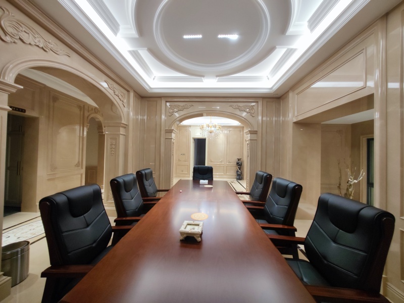 10室3廳3陽臺 春城首府別墅書房