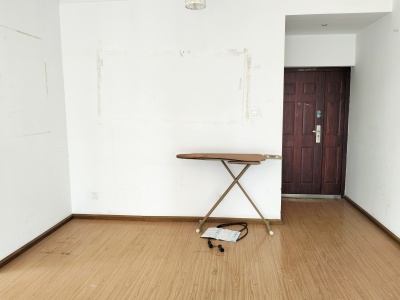 3室2廳2陽臺(tái) 銀杏金川