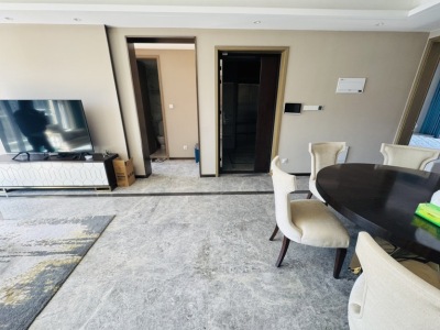 4室2廳3陽臺 華夏四季一期