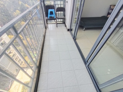 2室2廳1陽臺(tái) 都市名典